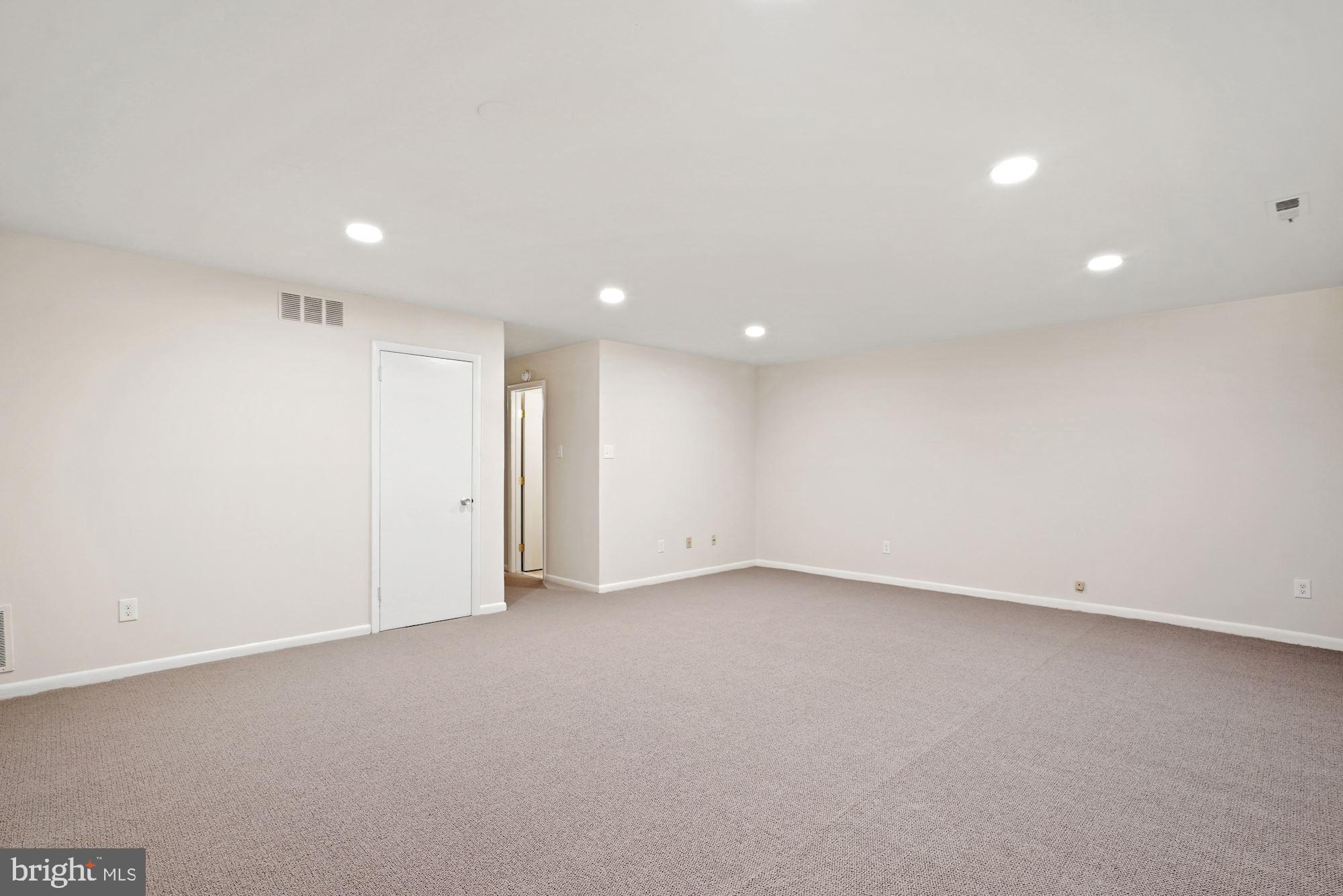 2005 Sarazen Place Reston, VA 20191 - Photo 29 of 35