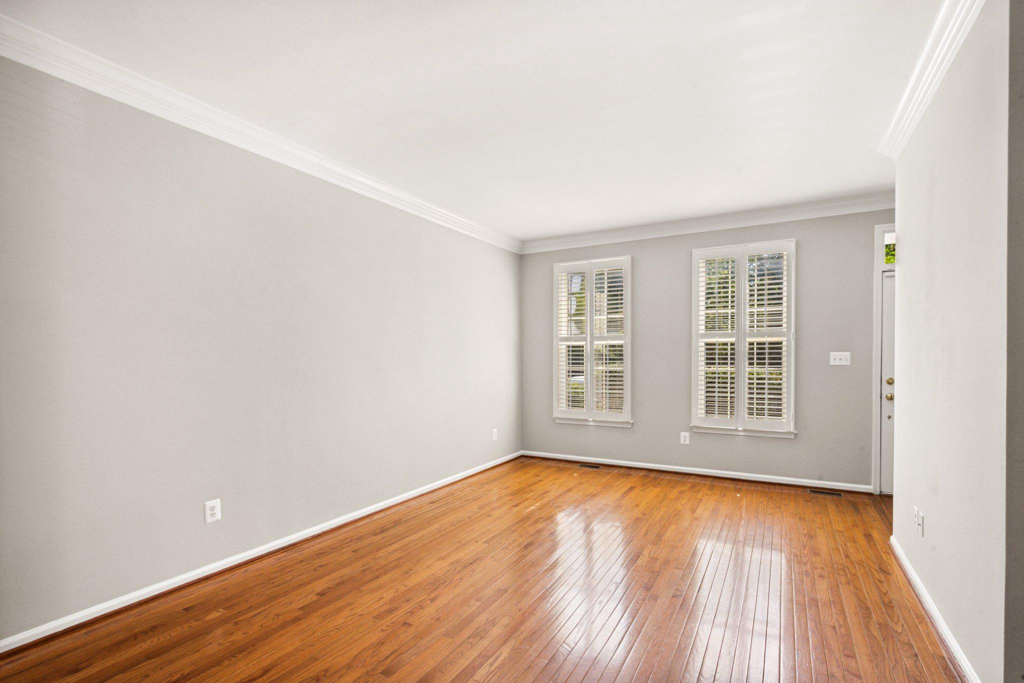 1319 Vintage Place Reston, VA 20194 - Photo 20 of 37 Living Room with Gleaming Hardwood Floors