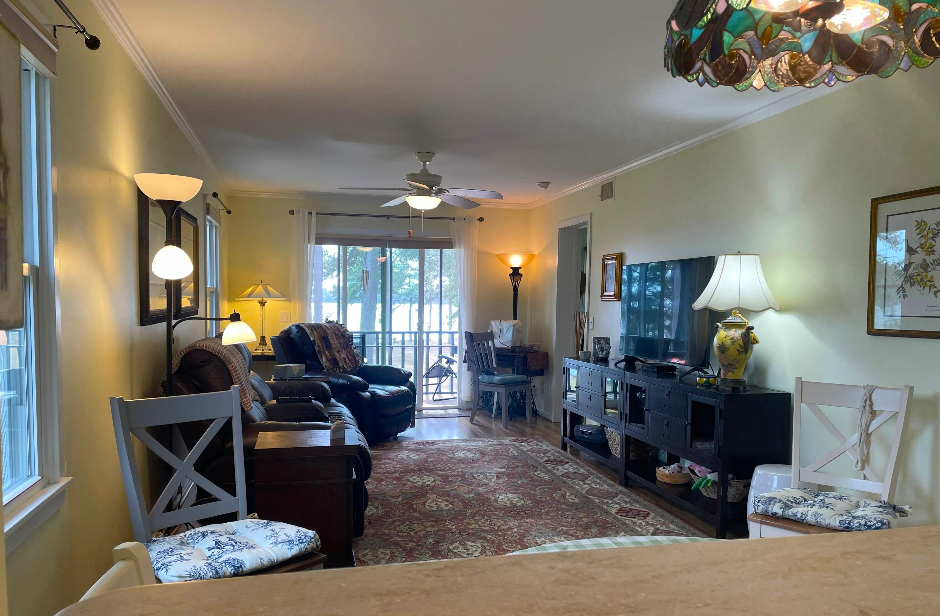 5206 Cypress Pointe, Unit D206 Manning, SC 29102 - Photo 16 of 40 Living Area