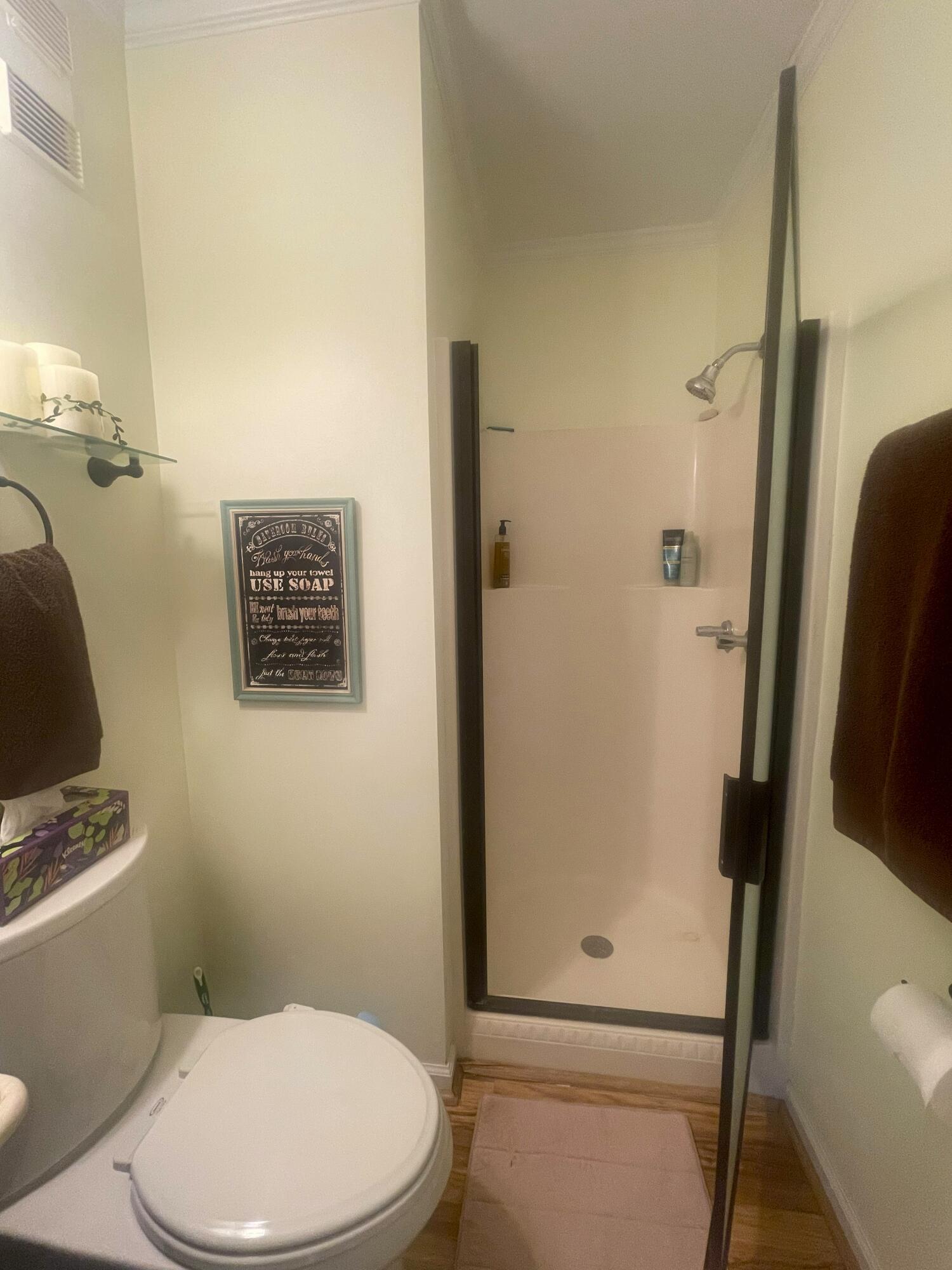 5206 Cypress Pointe, Unit D206 Manning, SC 29102 - Photo 32 of 40 Hall Bath