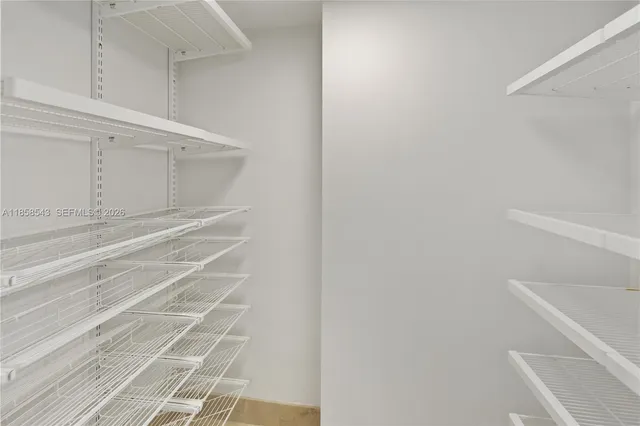 $8,500 | 1800 North Bayshore Drive, Unit 3501, Miami, FL 33132