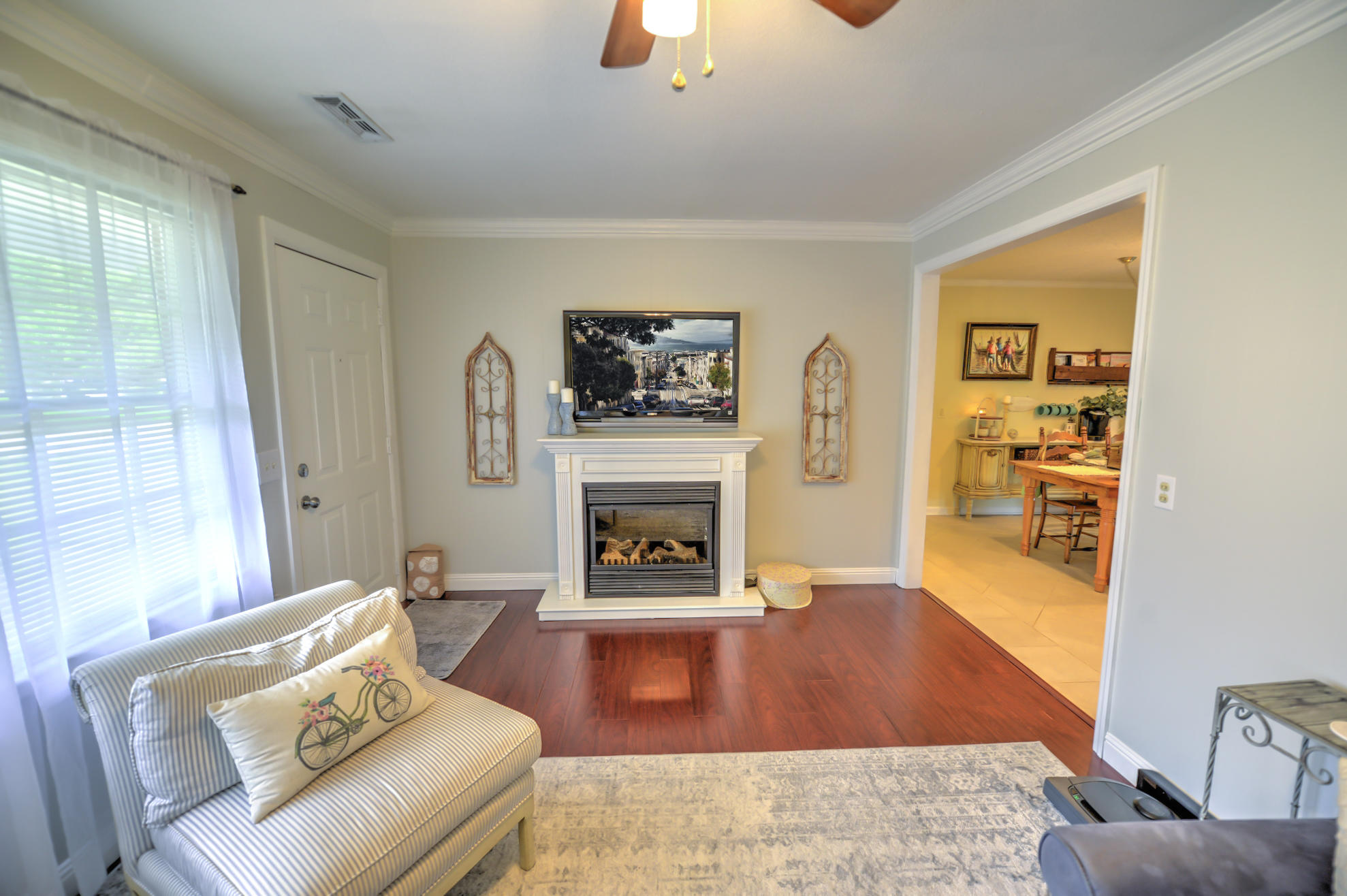 1351 Valley Road Charleston, SC 29412 - Photo 5 of 27 Notice the finer details...