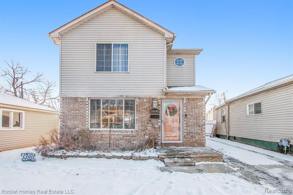 21630 Rosedale Street St. Clair Shores, MI 48080 - Photo 1 of 28