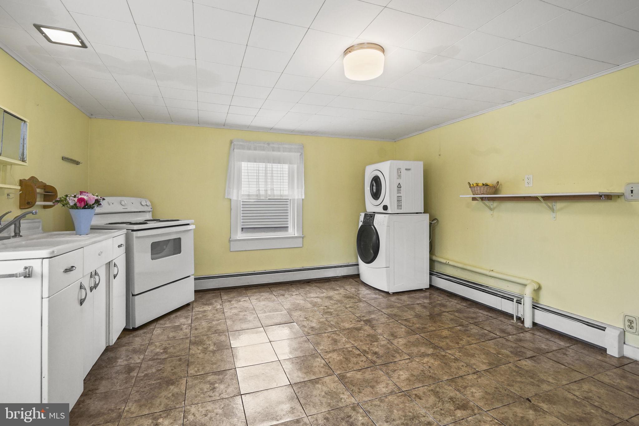 646 Ridge Road Monmouth Junction, NJ 08852 - Photo 10 of 47 Bright and functional laundry space.