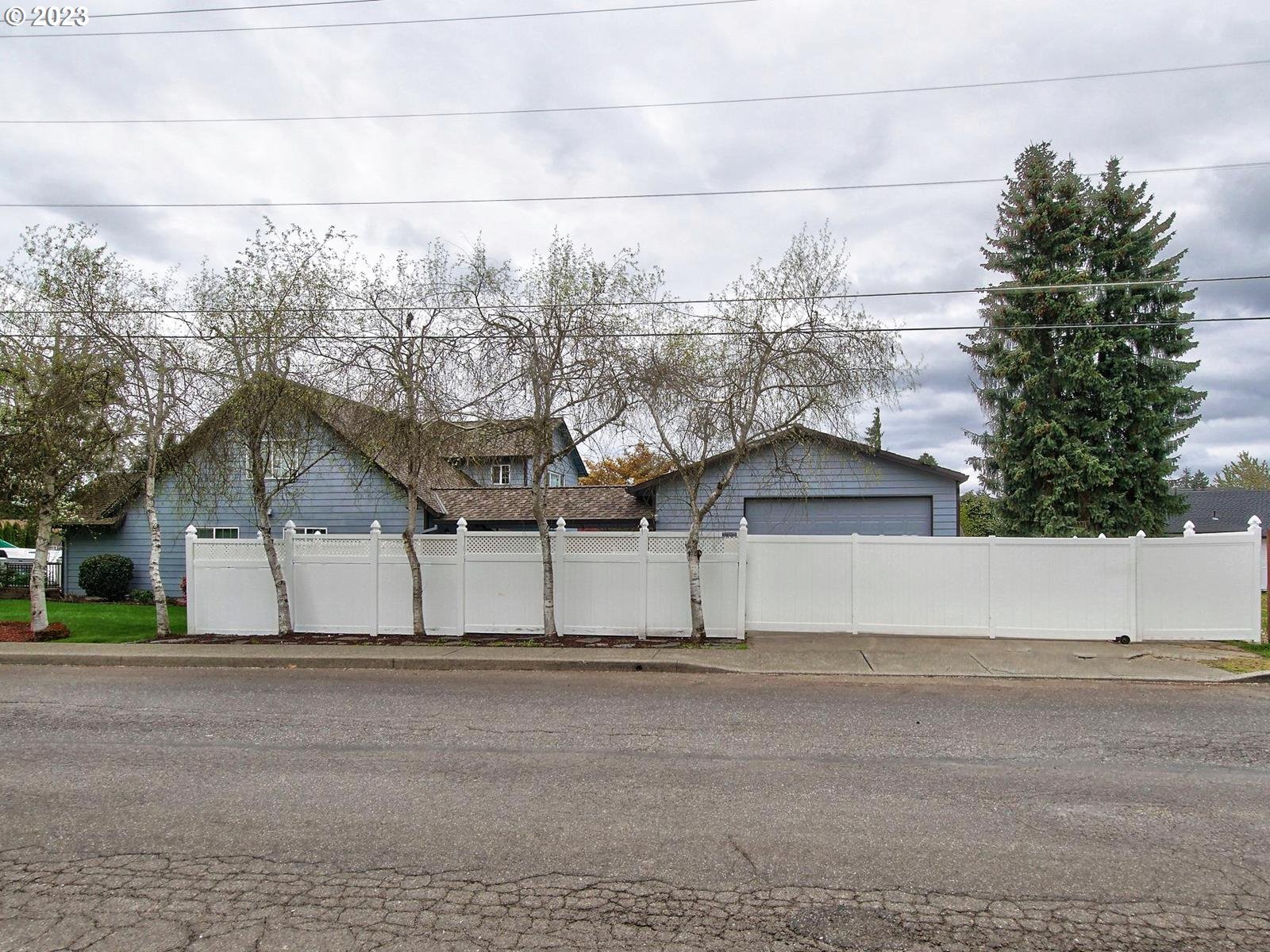 34385 Northeast Sunset Loop Scappoose, OR 97056 - Photo 41 of 42 a house with a yard