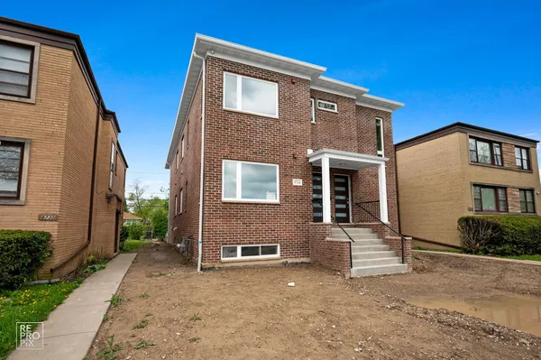 $3,500 | 8734 Kimball Avenue, Unit 2, Skokie, IL 60076