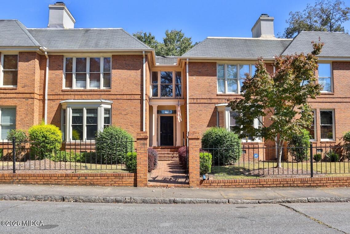 front view of multiple houses