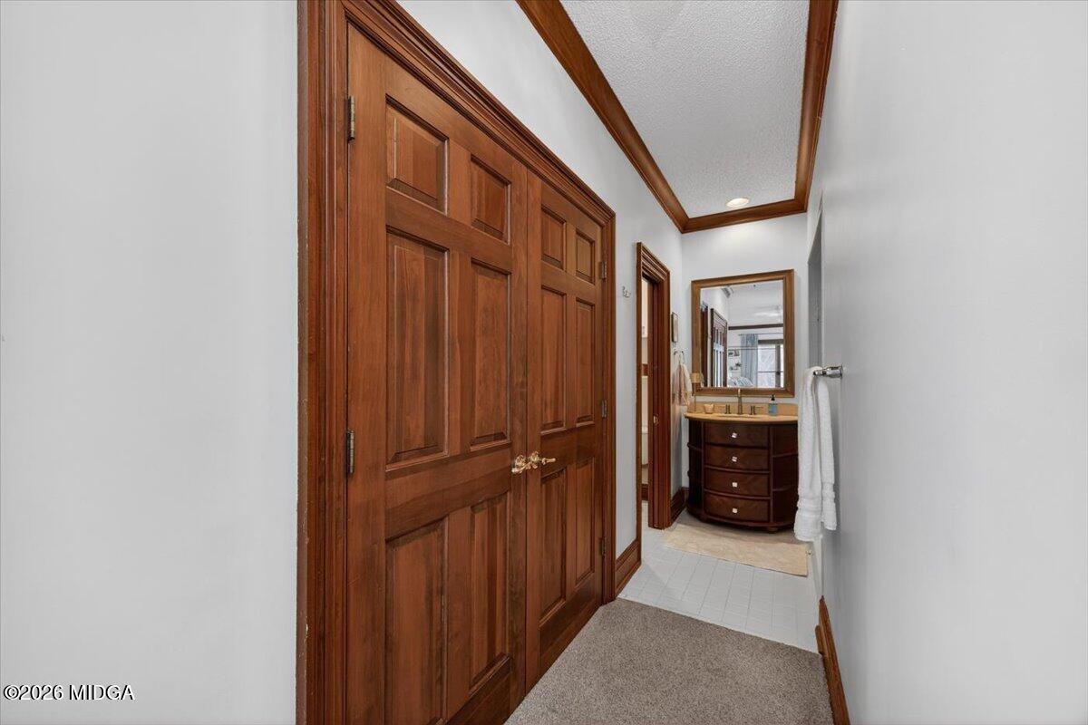 175 Corbin Avenue Macon, GA 31204 - Photo 18 of 21 a view of a hallway