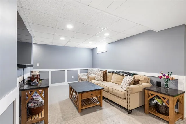 $835,000 | 31 Stonebridge Lane, West Greenwich, RI 02817