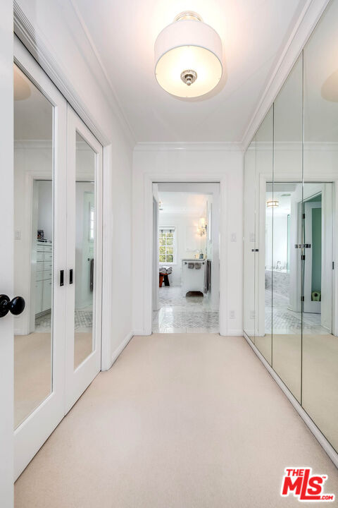 2755 McConnell Drive Los Angeles, CA 90064 - Photo 37 of 47 a view of livingroom with furniture