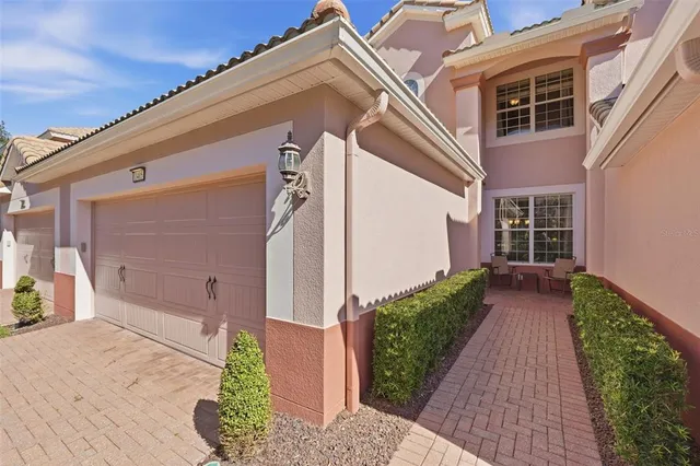 a view of a back yard of the house