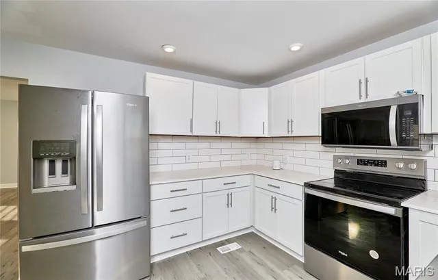 $319,000 | 1501 Stockard Avenue, Richmond Heights, MO 63117