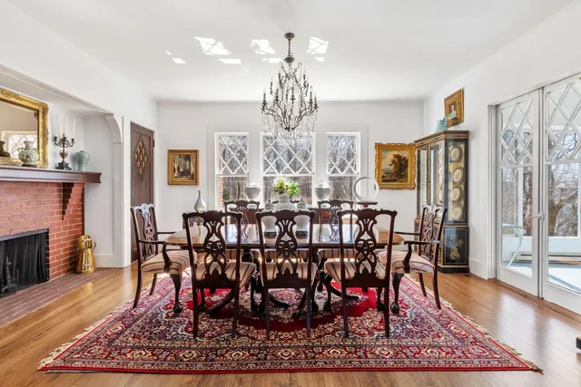 $4,490,000 | 10 Pine Path, Port Jefferson, NY 11777