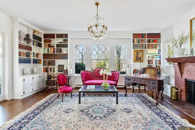 $4,490,000 | 10 Pine Path, Port Jefferson, NY 11777