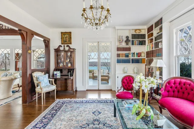 $4,490,000 | 10 Pine Path, Port Jefferson, NY 11777