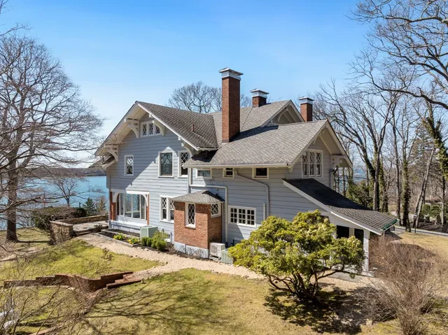 $4,490,000 | 10 Pine Path, Port Jefferson, NY 11777