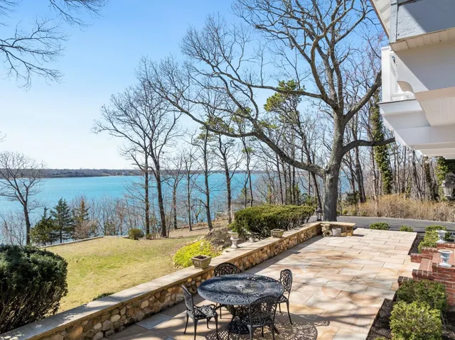 $4,490,000 | 10 Pine Path, Port Jefferson, NY 11777