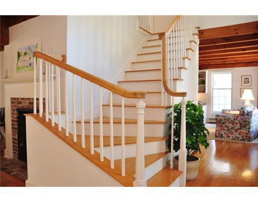 7 Stonebridge Road Cape Elizabeth, ME 04107 - Photo 14 of 20 Other. Staircase