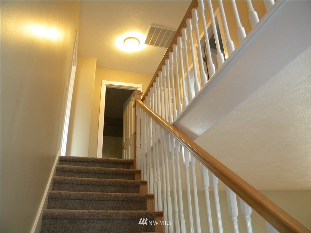 718 Cherry Road Montesano, WA 98563 - Photo 12 of 24 Gallery Image 12