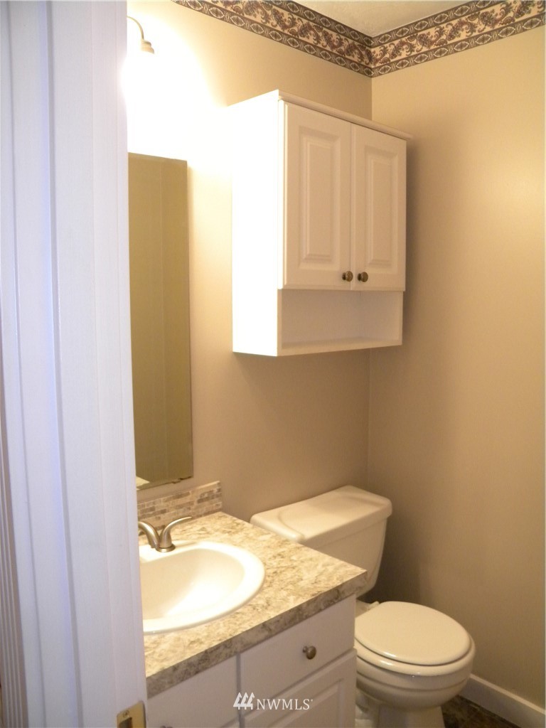 718 Cherry Road Montesano, WA 98563 - Photo 9 of 24 Gallery Image 9