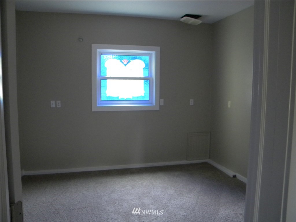 718 Cherry Road Montesano, WA 98563 - Photo 10 of 24 Gallery Image 10
