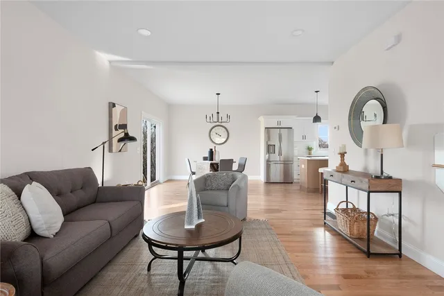 $699,900 | 44 Oldham Street, Warwick, RI 02886