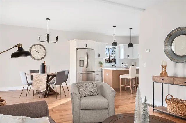 $699,900 | 44 Oldham Street, Warwick, RI 02886