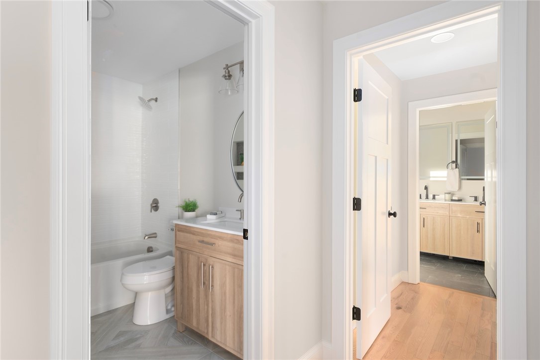 44 Oldham Street Warwick, RI 02886 - Photo 15 of 32