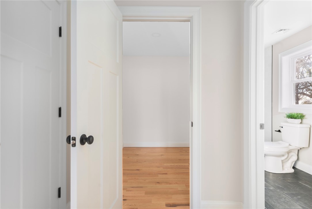 44 Oldham Street Warwick, RI 02886 - Photo 20 of 32