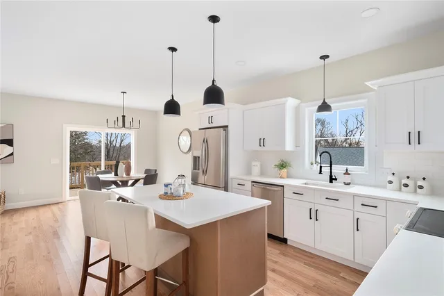 $699,900 | 44 Oldham Street, Warwick, RI 02886