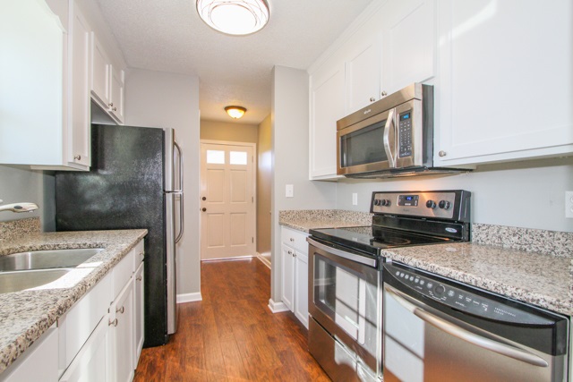 312 Kingsboro Road Anderson, SC 29626 - Photo 7 of 33 Gallery Image 7