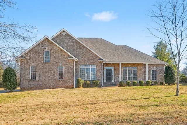 $2,800 | 2990 Oak Glen Lane, Clarksville, TN 37043