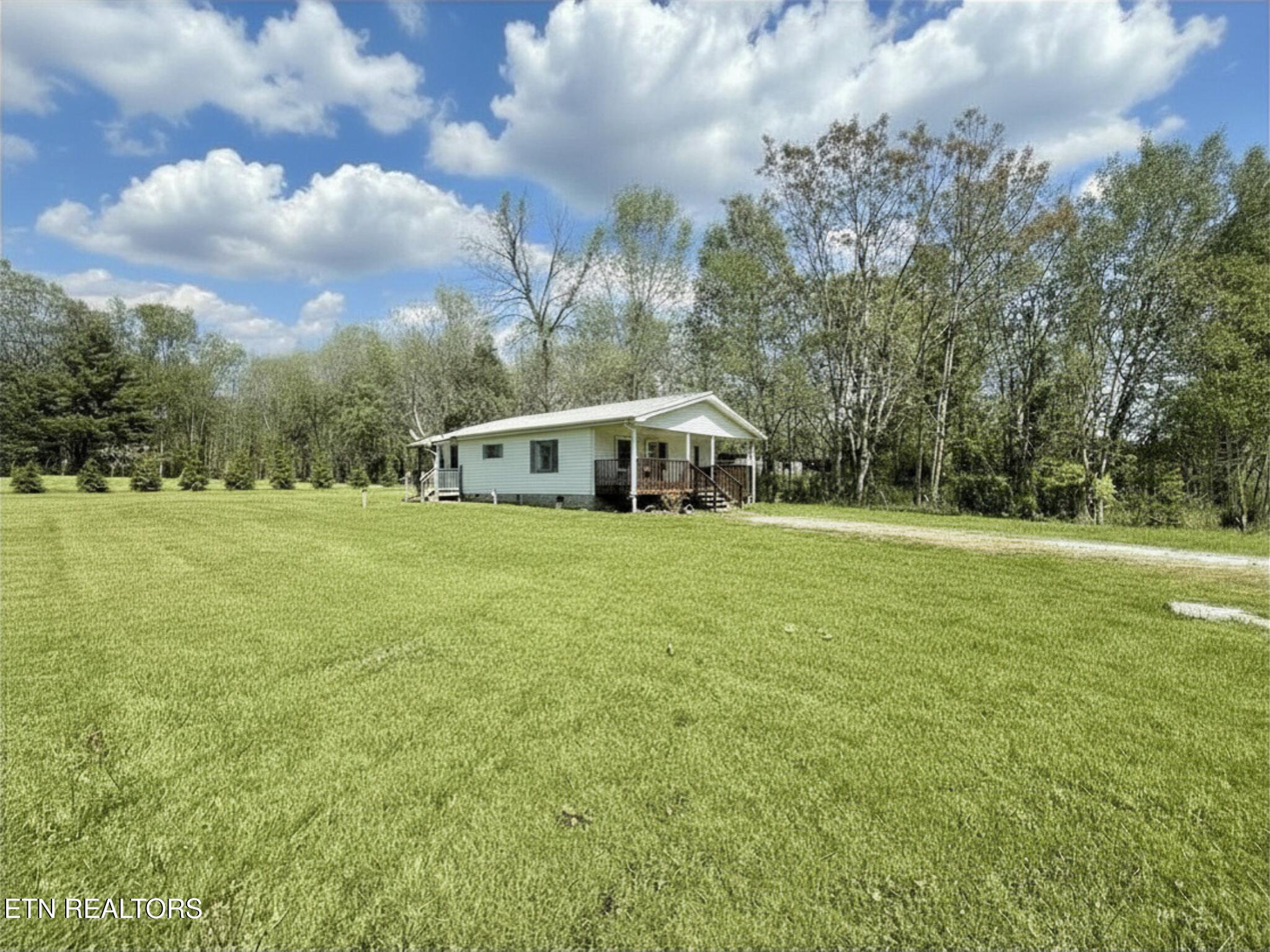 2391 Buffalo Road Oneida, TN 37841 - Photo 24 of 30 17