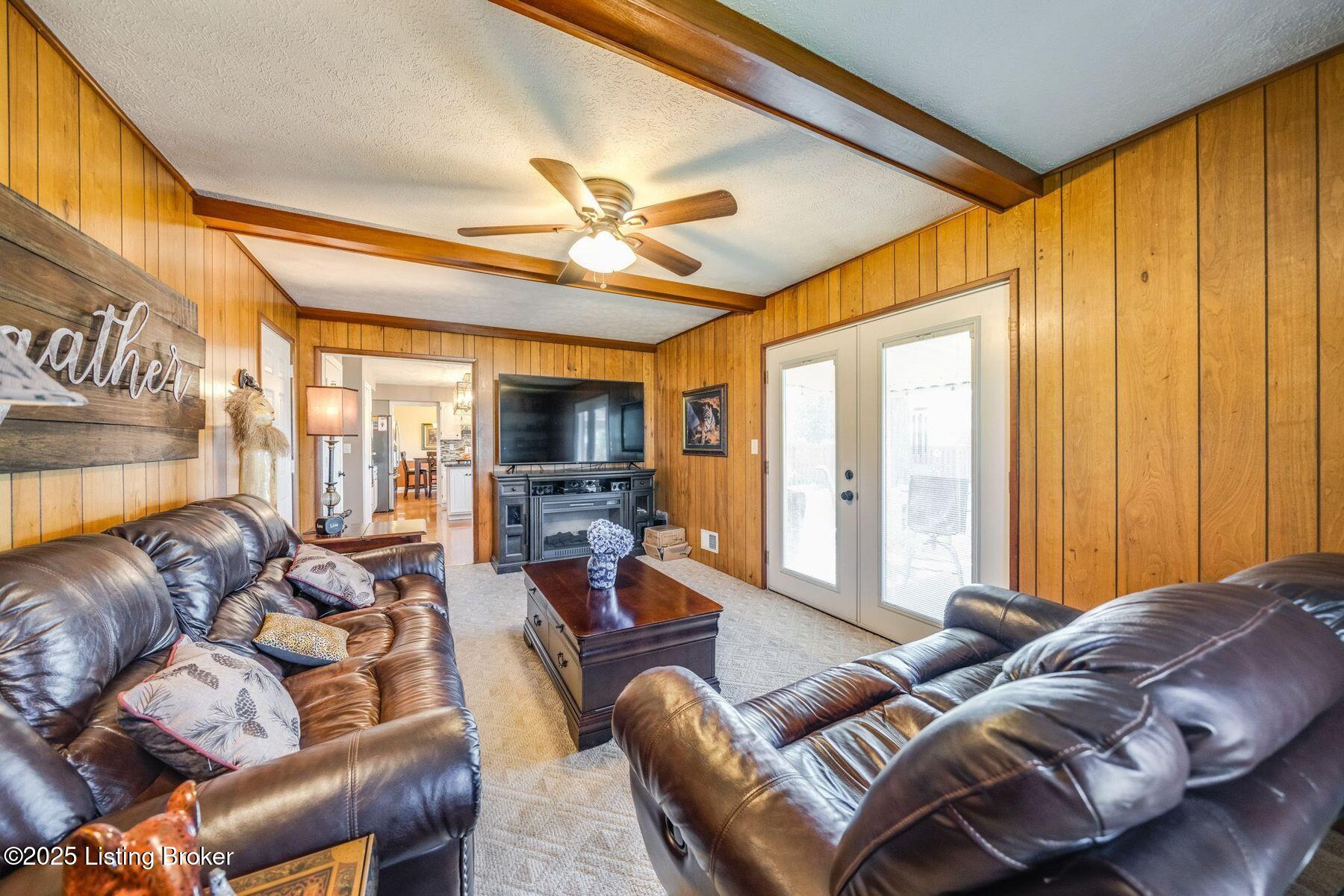 9016 Cardiff Road Louisville, KY 40242 - Photo 20 of 58 photo_online_019