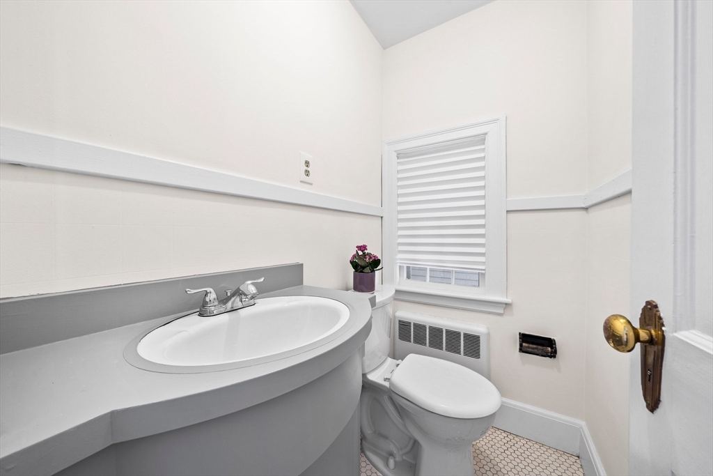 63 Hurlcroft Road Milton, MA 02186 - Photo 15 of 41 Gallery Image 15