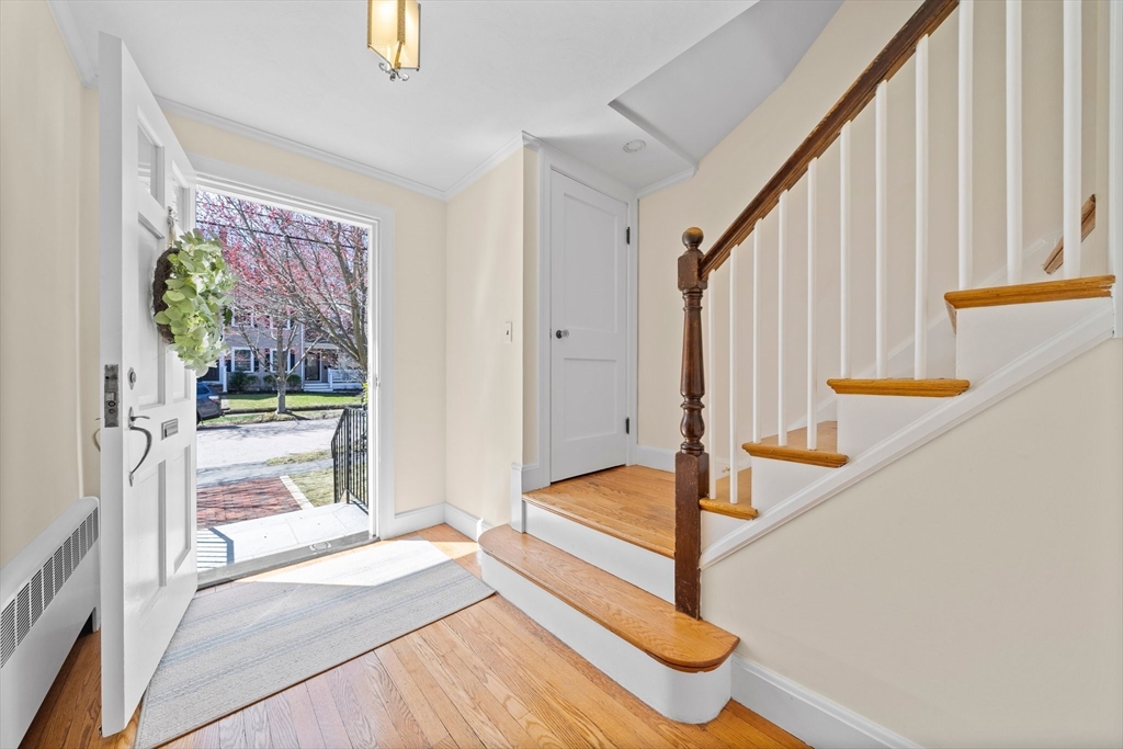 63 Hurlcroft Road Milton, MA 02186 - Photo 5 of 41 Gallery Image 5