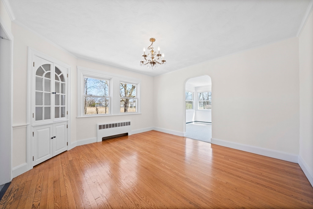 63 Hurlcroft Road Milton, MA 02186 - Photo 6 of 41 Gallery Image 6