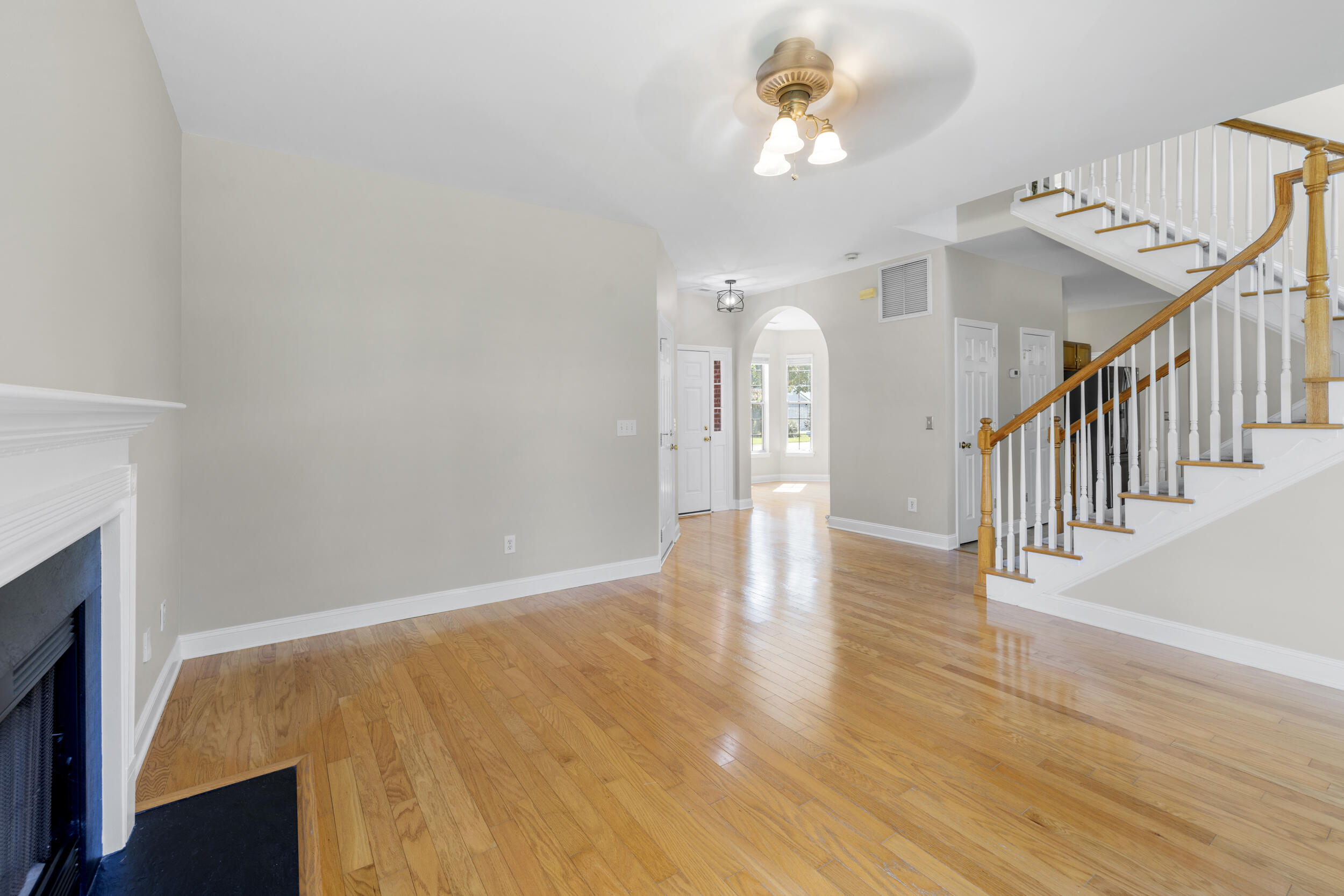 7084 Windmill Creek Road Charleston, SC 29414 - Photo 11 of 50 7084-windmill-creek-rd-_mgc9698
