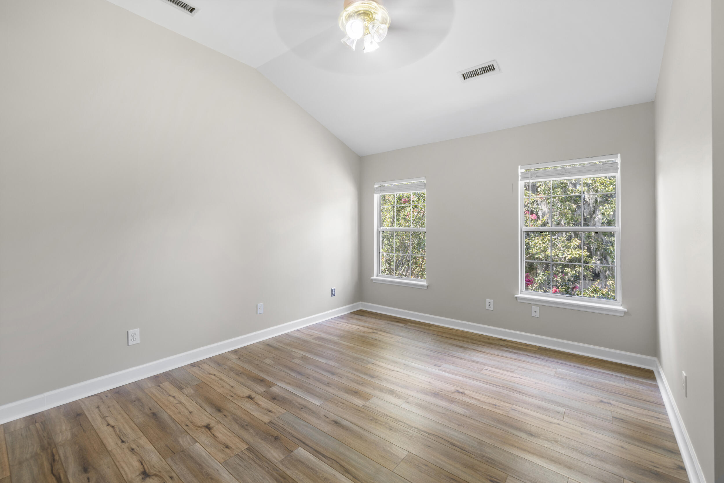 7084 Windmill Creek Road Charleston, SC 29414 - Photo 22 of 50 7084-windmill-creek-rd-_mgc9773