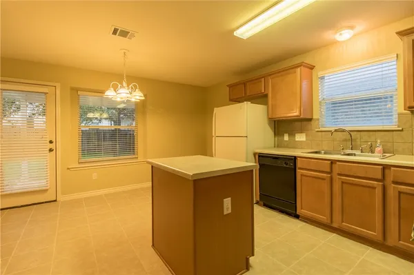 $2,000 | 2304 Billy Fiske Lane, Austin, TX 78748