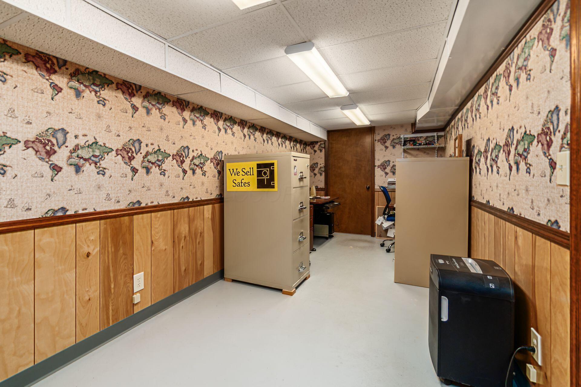 7576 Lee Road Westerville, OH 43081 - Photo 28 of 36 Finished LL