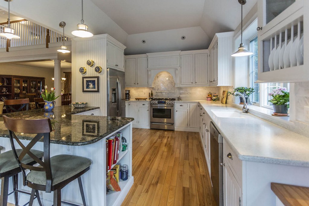 38 Winter Street Yarmouth, MA 02675 - Photo 10 of 30