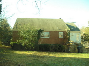 2314 Carlton Road Southwest Roanoke, VA 24015 - Photo 13 of 14 Rear