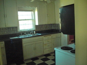 2314 Carlton Road Southwest Roanoke, VA 24015 - Photo 4 of 14 Kitchen