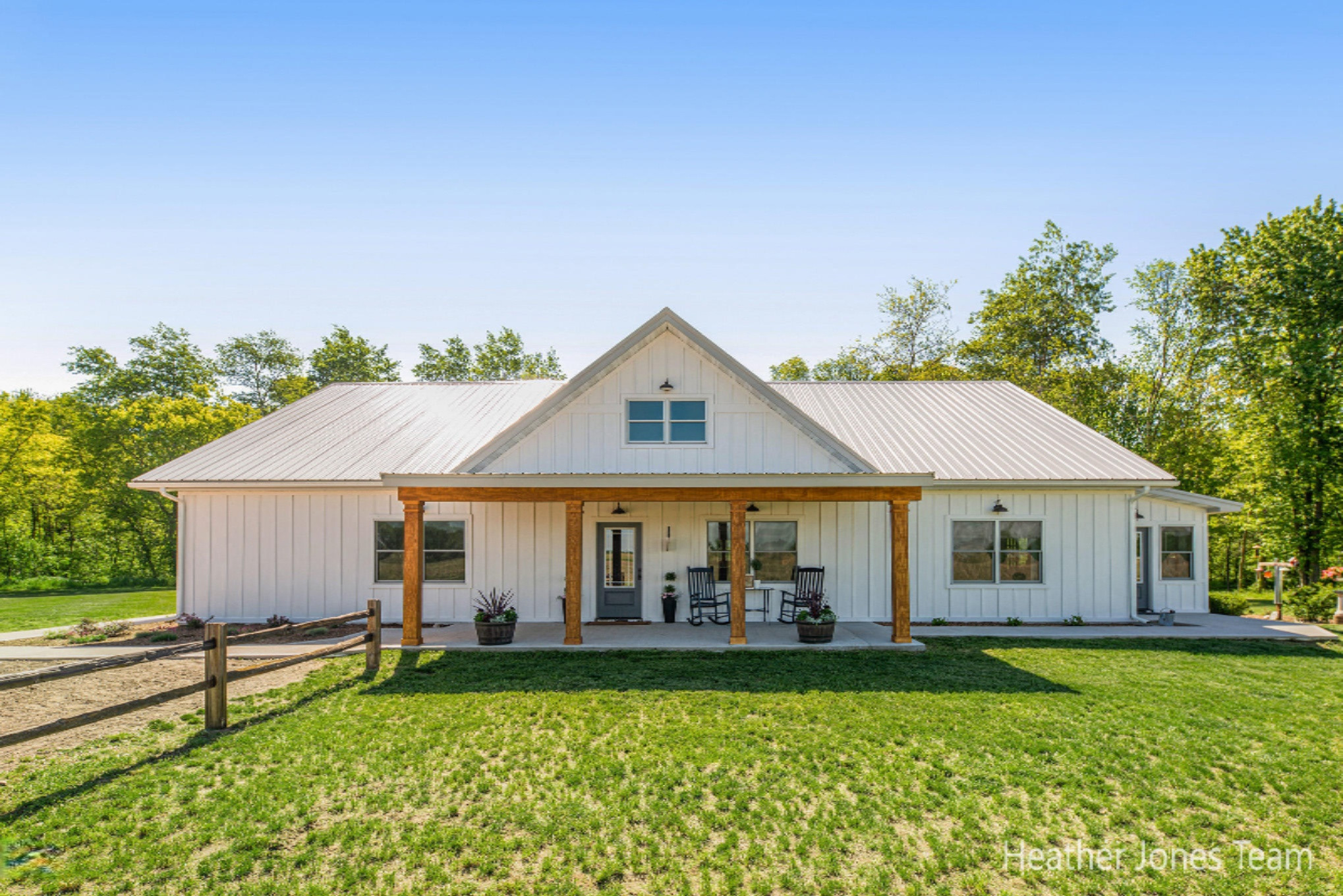 8872 Spencer Road Crystal, MI 48818 - Photo 3 of 75 8872ESpencerRd-60-