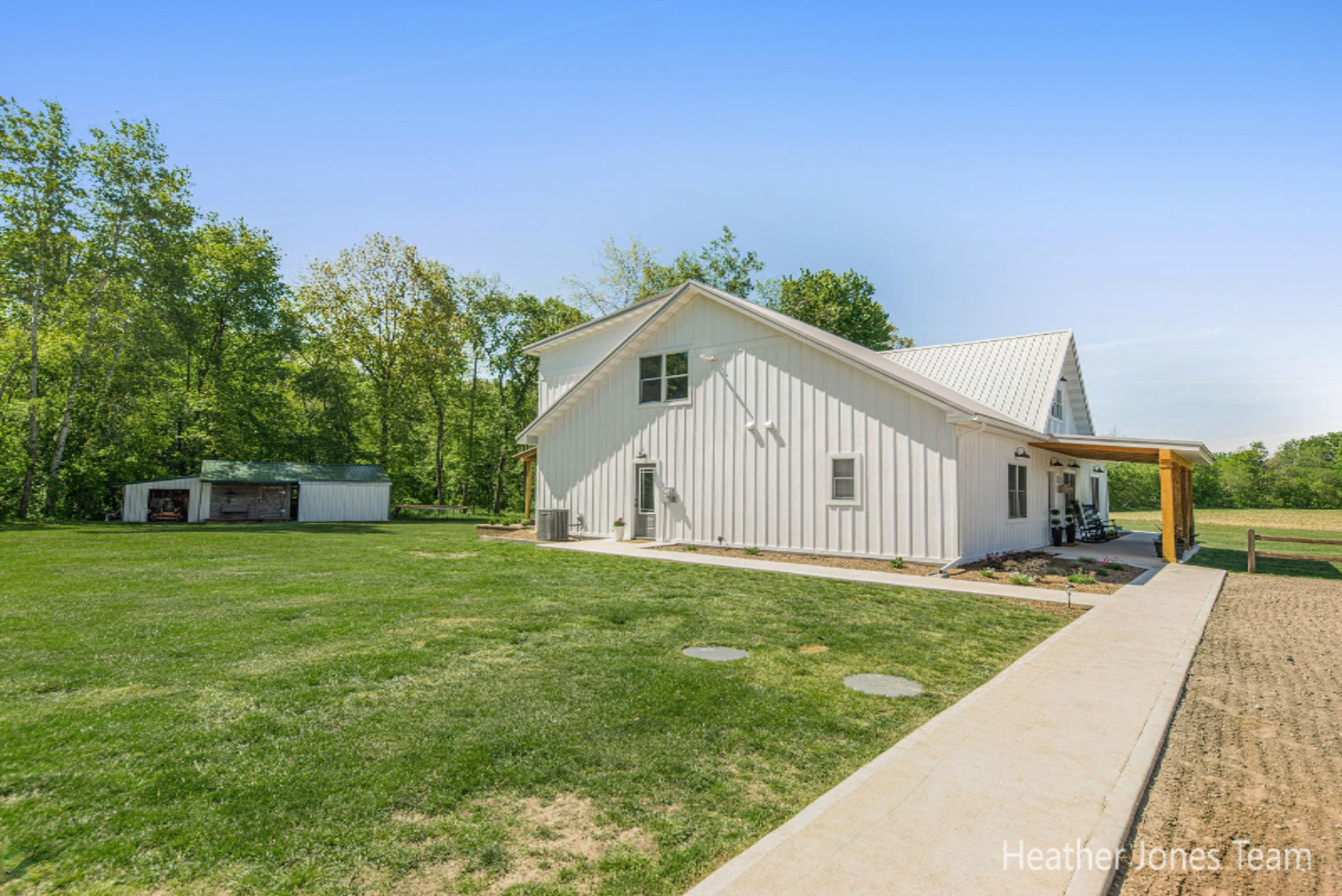8872 Spencer Road Crystal, MI 48818 - Photo 39 of 75 8872ESpencerRd-62