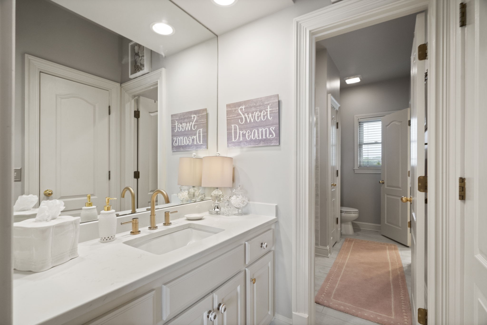 104 Riva Ridge Hendersonville, TN 37075 - Photo 31 of 66 a bathroom with a sink vanity and a mirror
