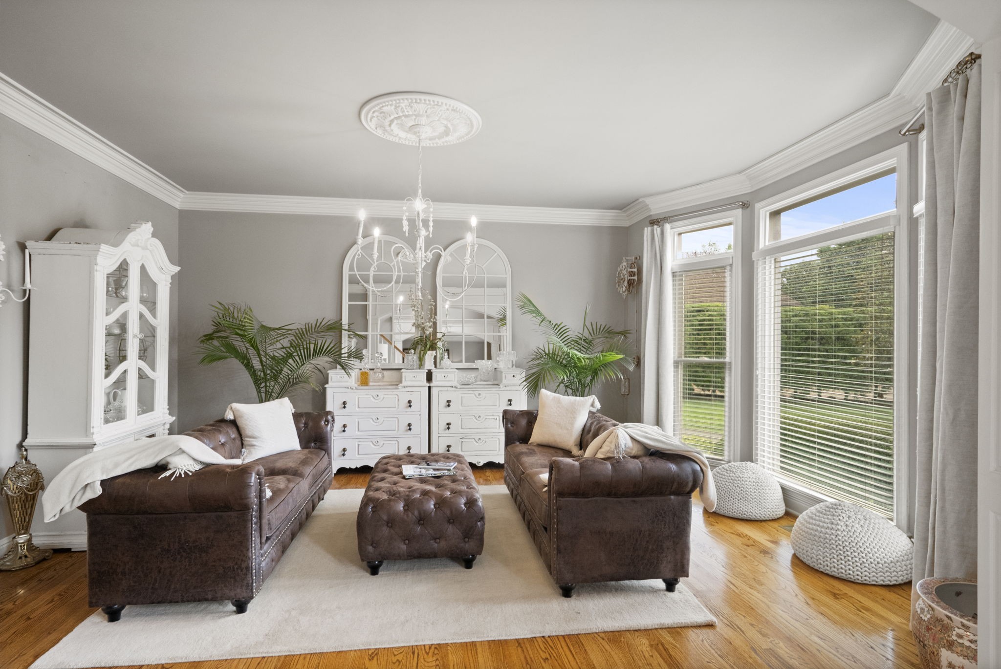 104 Riva Ridge Hendersonville, TN 37075 - Photo 5 of 66 a living room with furniture and a large window