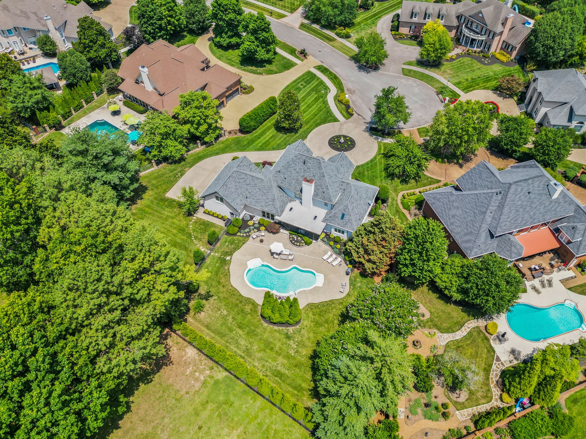 104 Riva Ridge Hendersonville, TN 37075 - Photo 53 of 66 an aerial view of a swimming pool yard