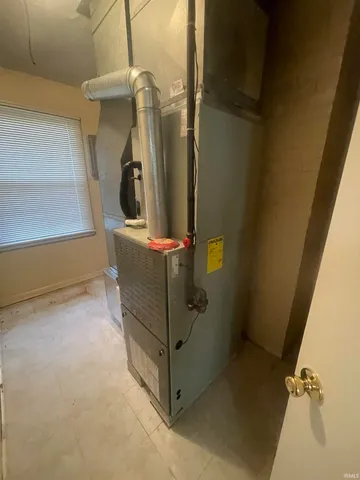 $279,900 | 320 West Roselawn Drive, Logansport, IN 46947